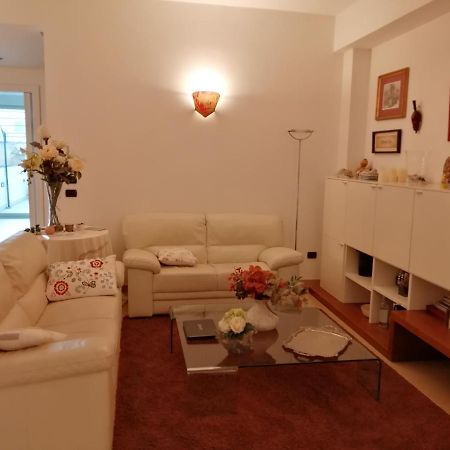 Casa Lauretta - Terrazza - Garage Wifi E Bici Gratuite Villa Lecce Eksteriør billede