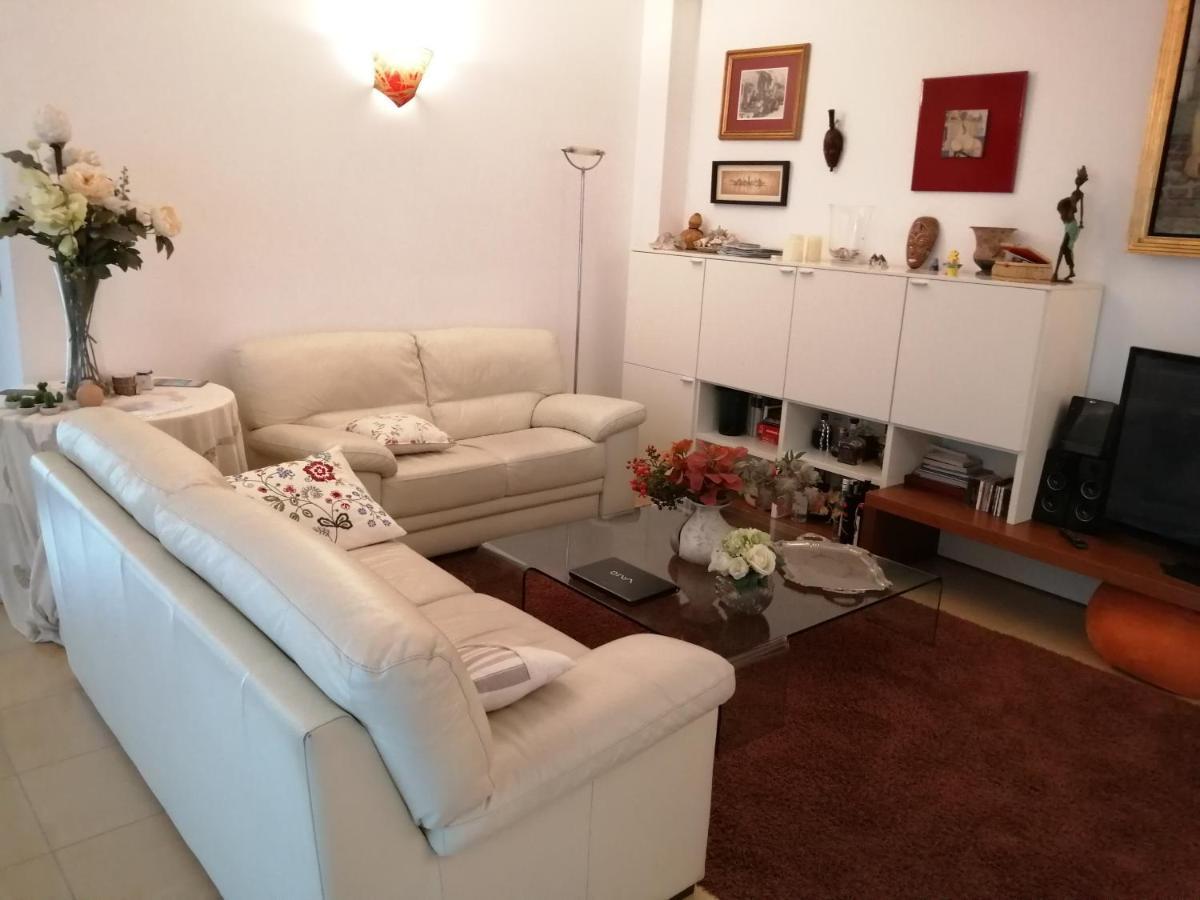 Casa Lauretta - Terrazza - Garage Wifi E Bici Gratuite Villa Lecce Eksteriør billede