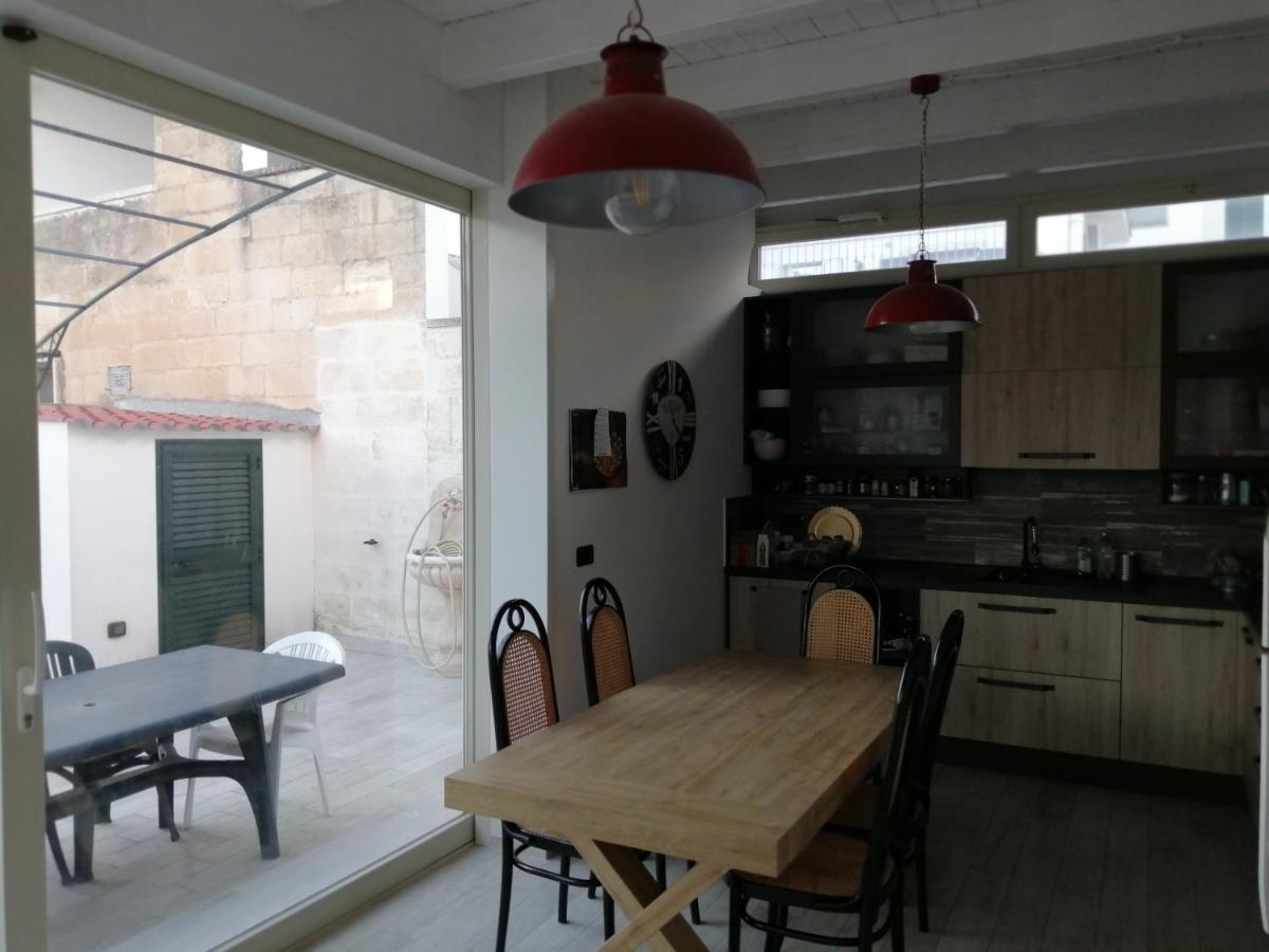 Casa Lauretta - Terrazza - Garage Wifi E Bici Gratuite Villa Lecce Eksteriør billede