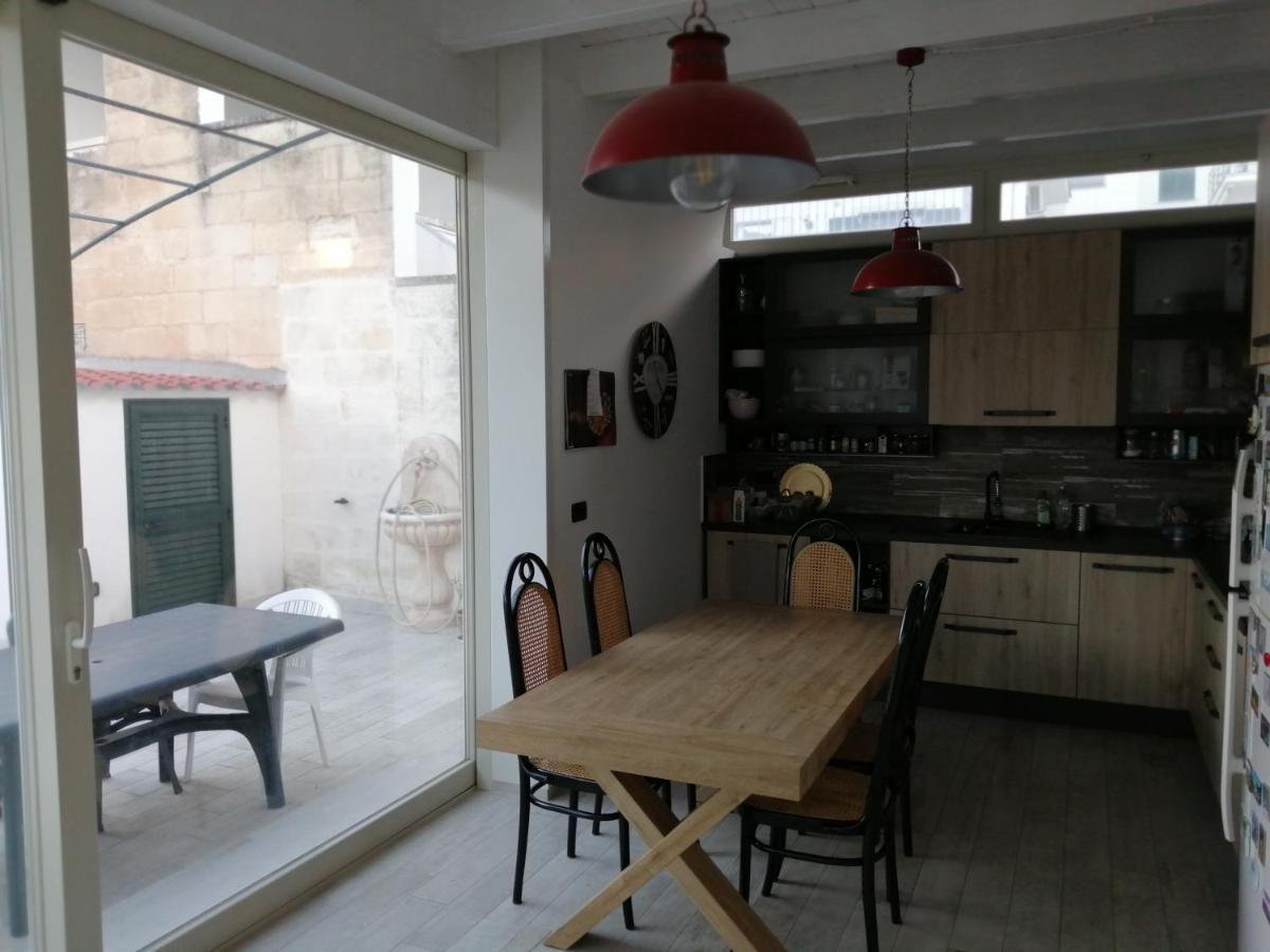 Casa Lauretta - Terrazza - Garage Wifi E Bici Gratuite Villa Lecce Eksteriør billede